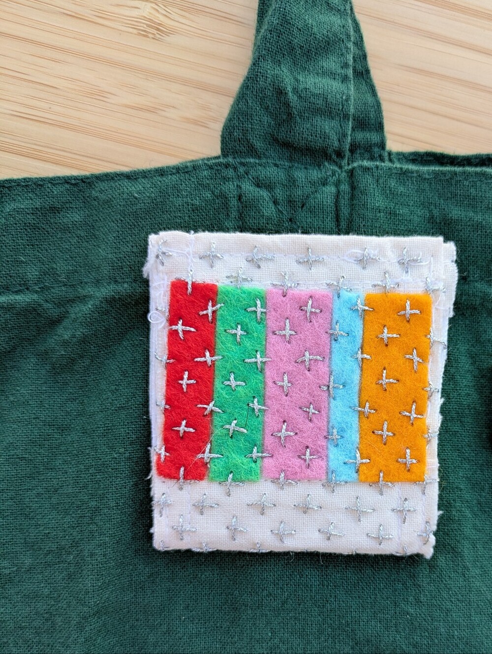 Embroidered Bookshelf Pin Patch - ACOTAR
